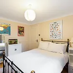 Charming London Retreat